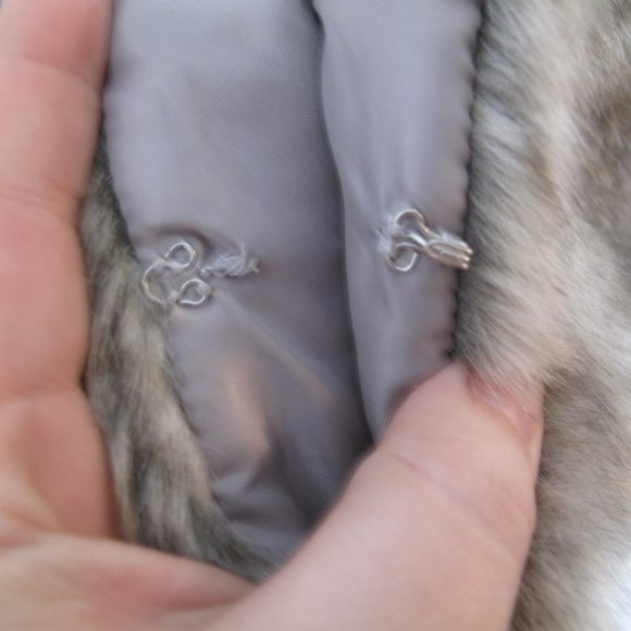 FAB'RIK Faux Fur Vest - Picture 6 of 10